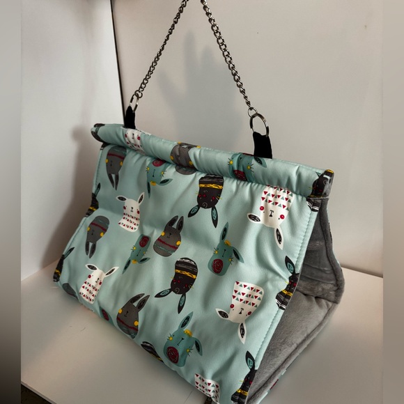 Warm Winter Bird Hanging Hammock - Picture 2 of 11